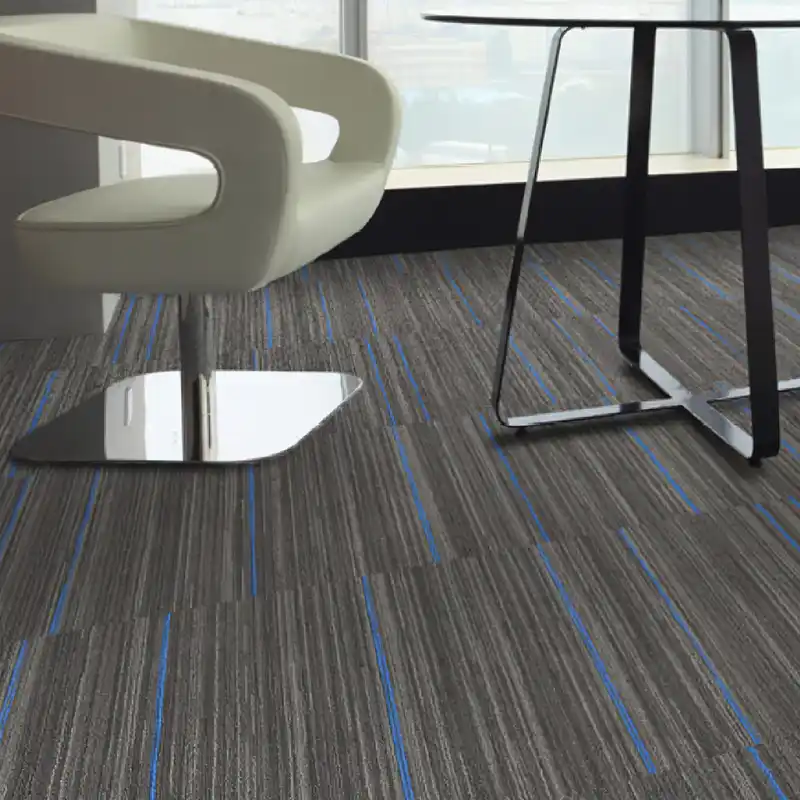 Alfombra modular sustentable de materiales reciclados en Puebla y Huejotzingo, diseñada para empresas con políticas de responsabilidad corporativa y certificaciones ambientales.